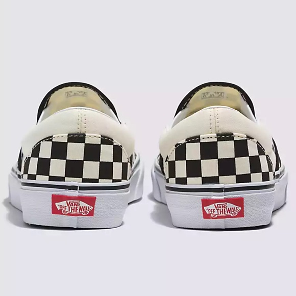 Vans Men’s Classic Slip-On BIk&Whtchckerboard/Wht
VN000EYEBWW
Sneakers - Picture 3 of 16